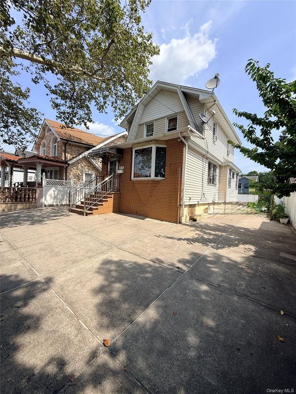 109-49 123rd St, South Ozone Park, NY 11420 — photo 3