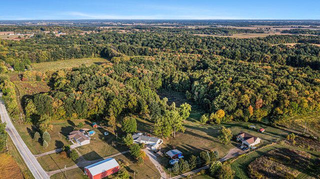 13191 Harder Road, Three Rivers, MI 49093