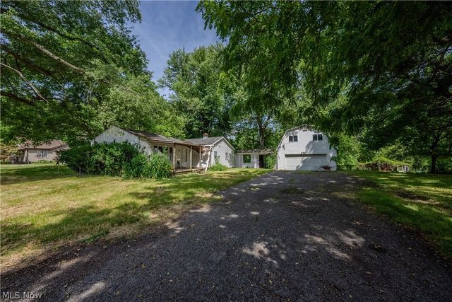 35176 Chestnut Ridge Road, North Ridgeville, OH 44039