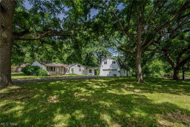 35176 Chestnut Ridge Road, North Ridgeville, OH 44039