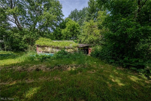 35176 Chestnut Ridge Road, North Ridgeville, OH 44039