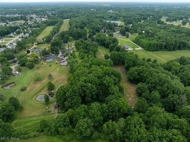 35176 Chestnut Ridge Road, North Ridgeville, OH 44039