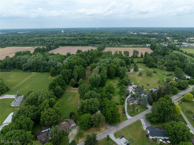 35176 Chestnut Ridge Road, North Ridgeville, OH 44039