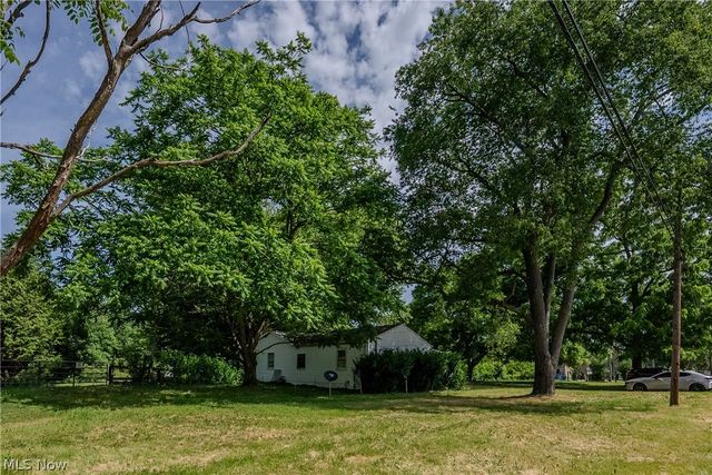 35176 Chestnut Ridge Road, North Ridgeville, OH 44039