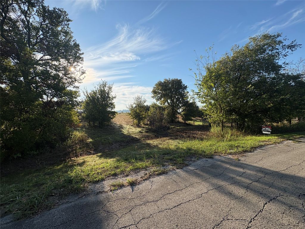 7943 Lax Drive, Fort Worth, TX 76126 — exterior