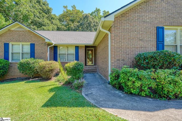 366 Shallowford Drive, Boiling Springs, SC 29316