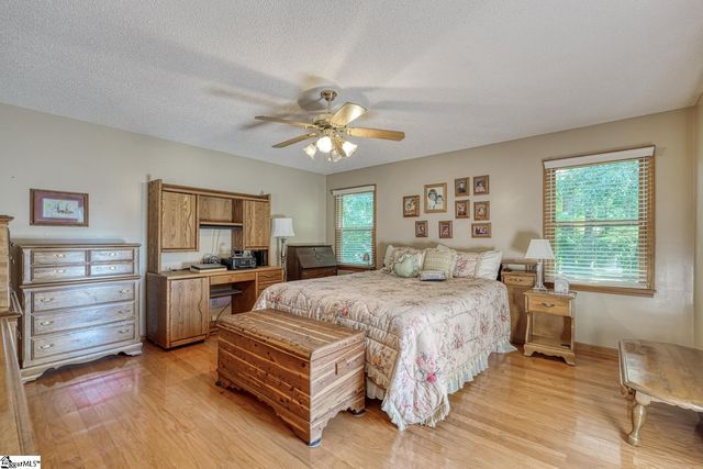 366 Shallowford Drive, Boiling Springs, SC 29316