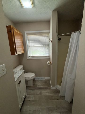 820 Summer Meadows Court, Perry, IA 50220