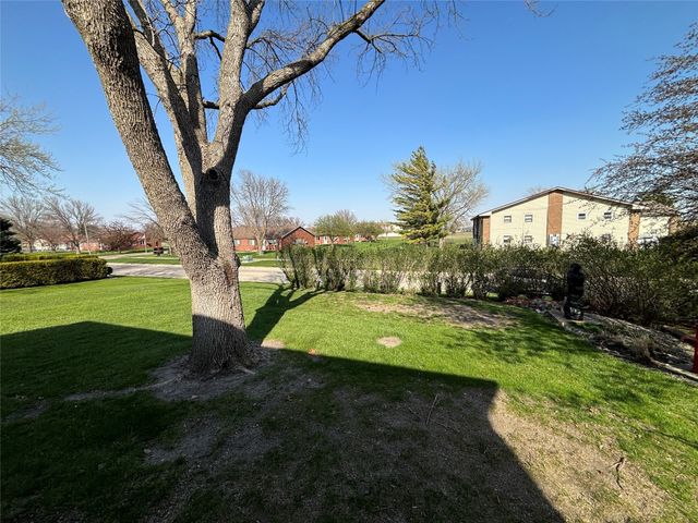 820 Summer Meadows Court, Perry, IA 50220