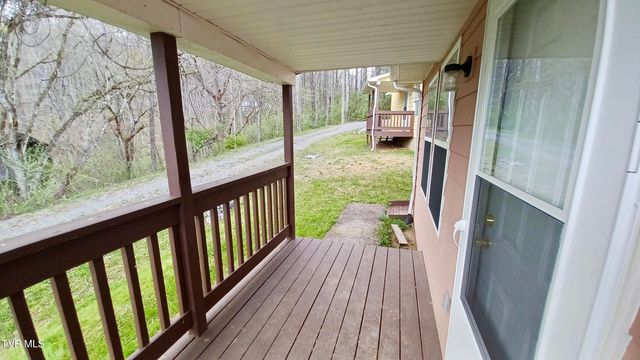 148 Kitty Cole Lane, Dungannon, VA 24245