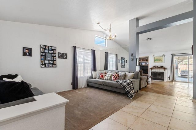 3724 Juniper Ridge Lane, Rosamond, CA 93560