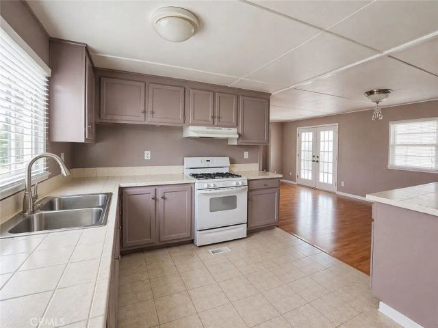 14411 Palmdale 6, Victorville, CA 92392