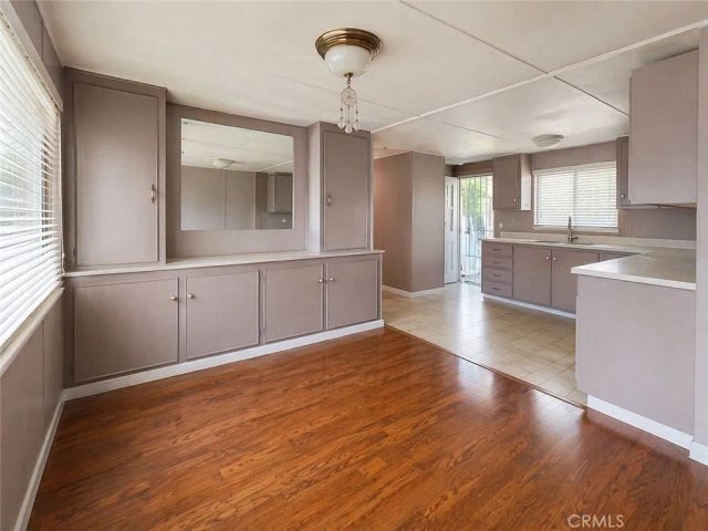 14411 Palmdale 6, Victorville, CA 92392