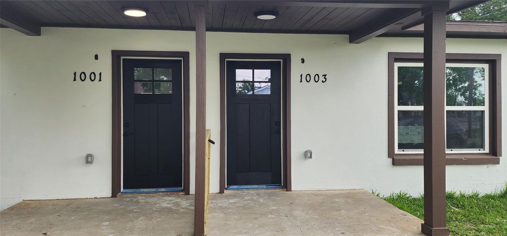 1001 S South Iowa Street, La Porte, TX 77571