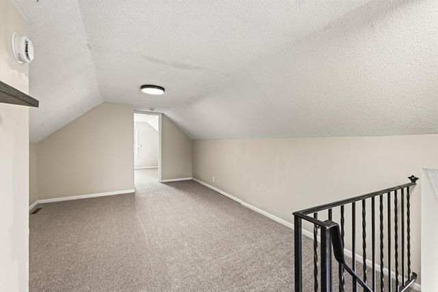 2057 Sherwood Avenue, Saint Paul, MN 55119