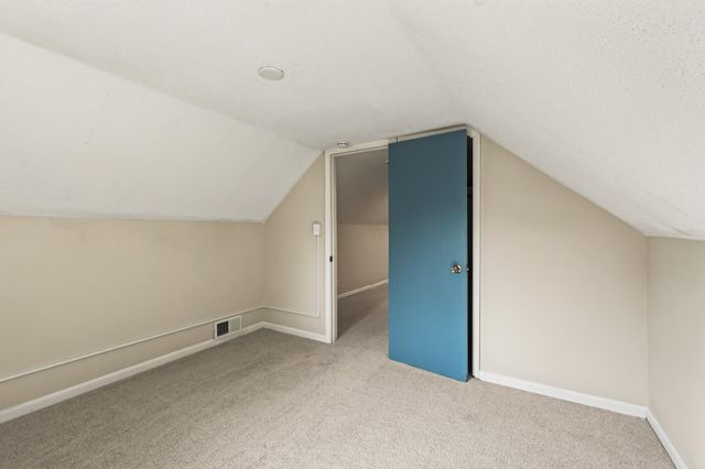 2057 Sherwood Avenue, Saint Paul, MN 55119