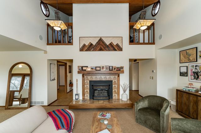 1318 21st Avenue NE, Rochester, MN 55906