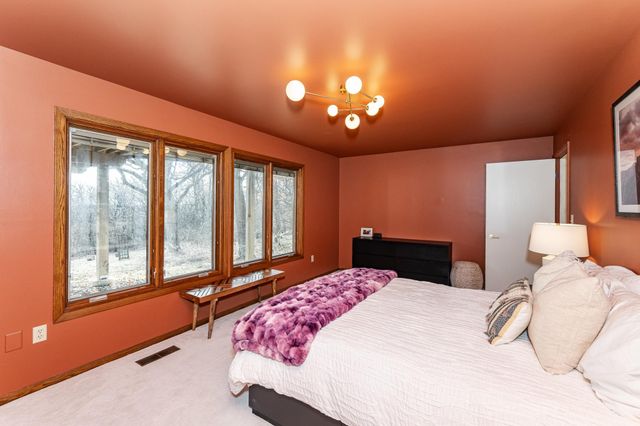 1318 21st Avenue NE, Rochester, MN 55906