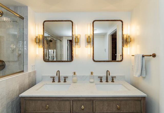 1318 21st Avenue NE, Rochester, MN 55906