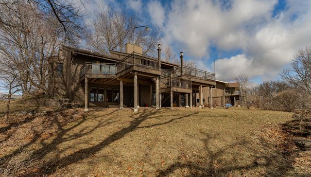 1318 21st Avenue NE, Rochester, MN 55906