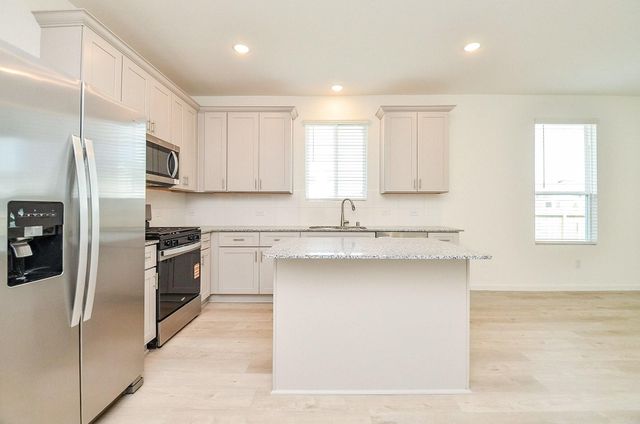 30554 Longmorn Glass Ln, Waller, TX 77484