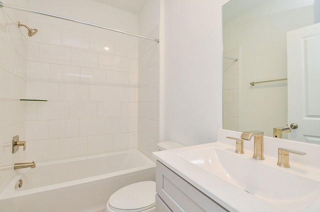 30554 Longmorn Glass Ln, Waller, TX 77484