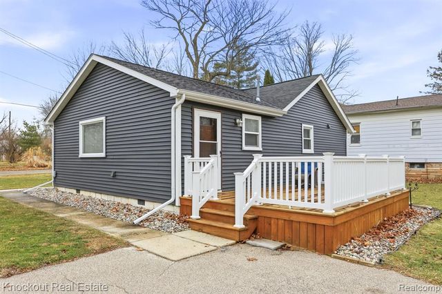 213 E Maple Street, Vassar, MI 48768