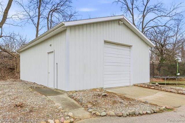 213 E Maple Street, Vassar, MI 48768