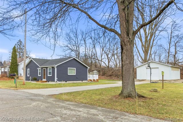 213 E Maple Street, Vassar, MI 48768