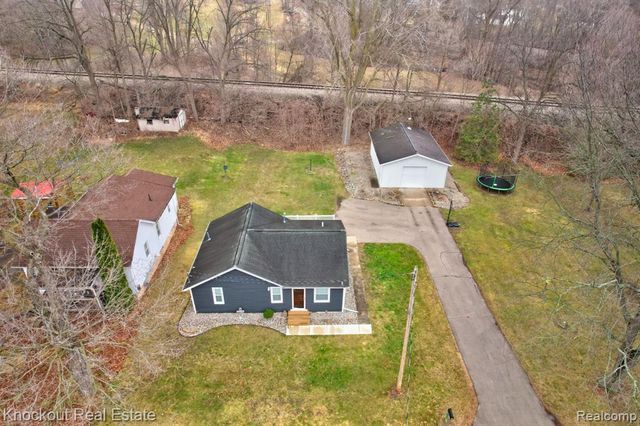 213 E Maple Street, Vassar, MI 48768