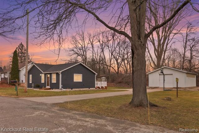 213 E Maple Street, Vassar, MI 48768