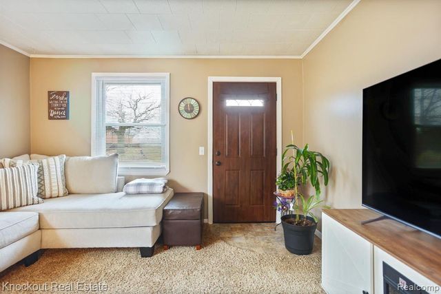 213 E Maple Street, Vassar, MI 48768