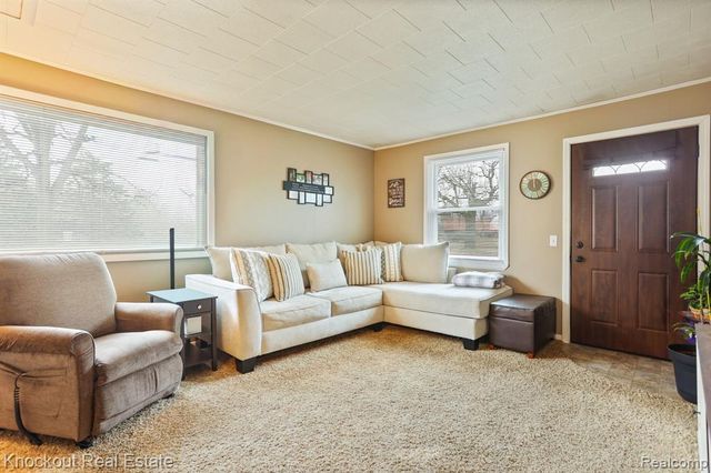 213 E Maple Street, Vassar, MI 48768