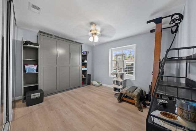8054 Royal Gardens Pl, El Cajon, CA 92021