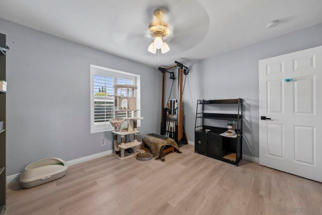 8054 Royal Gardens Pl, El Cajon, CA 92021