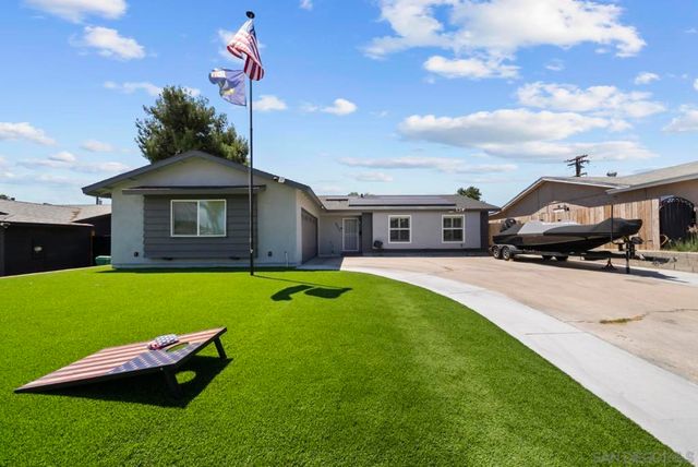 8054 Royal Gardens Pl, El Cajon, CA 92021