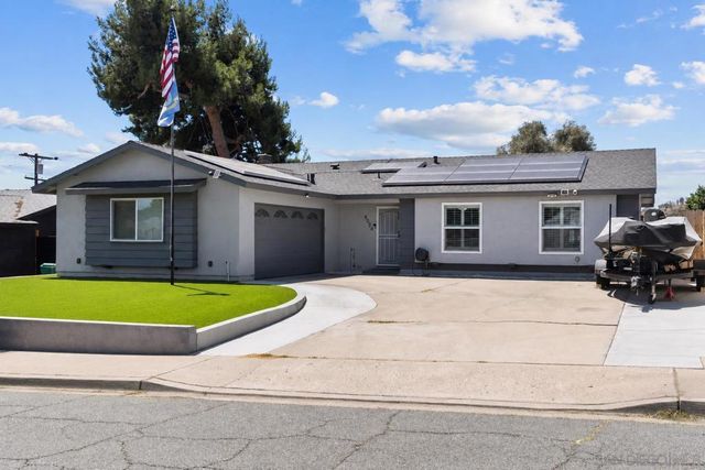 8054 Royal Gardens Pl, El Cajon, CA 92021