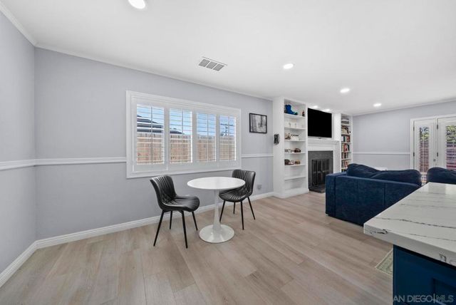 8054 Royal Gardens Pl, El Cajon, CA 92021