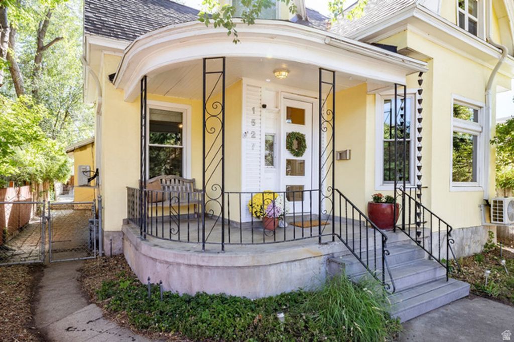 1527 ROBERTA ST, Salt Lake City, UT 84115 — photo 2