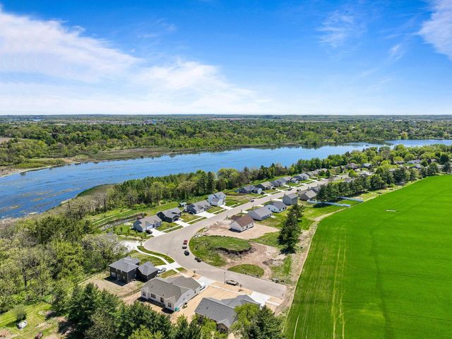 715 Arbor Ridge DRIVE, Delavan, WI 53115