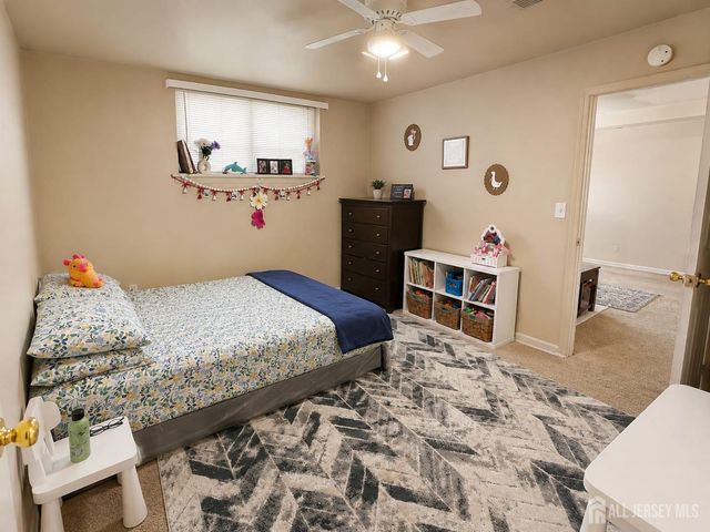 190 College Drive, Edison, NJ 08817