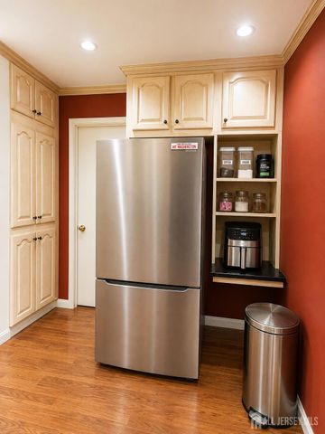 190 College Drive, Edison, NJ 08817