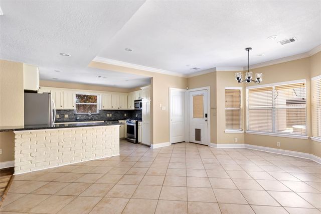 6 Hillcrest Street, Dayton, TX 77535