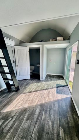 6 Hillcrest Street, Dayton, TX 77535