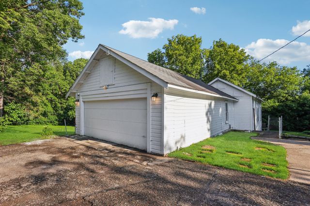 5912 Bartlett Boulevard, Mound, MN 55364