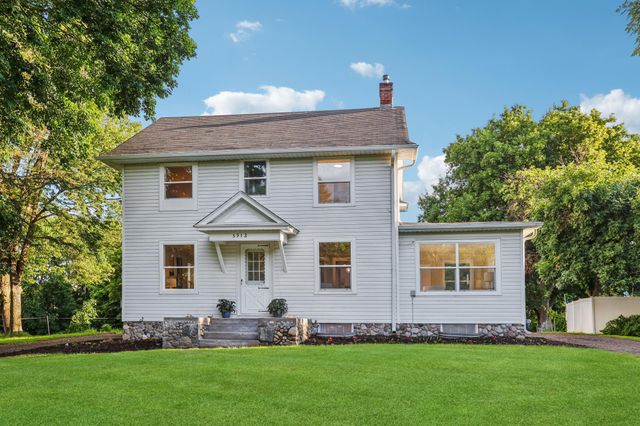 5912 Bartlett Boulevard, Mound, MN 55364