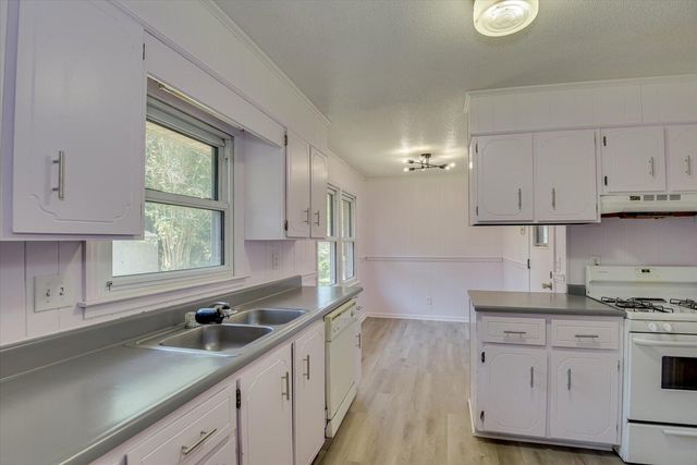 2021 Arcadia Court, North Augusta, SC 29841