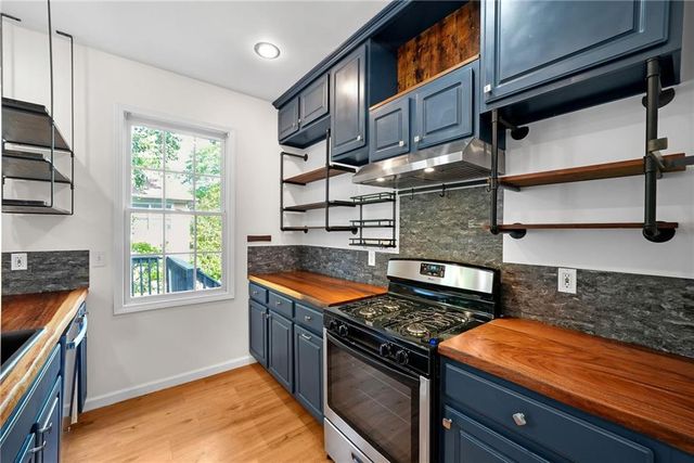 1045 High Point Terrace SW, Atlanta, GA 30315