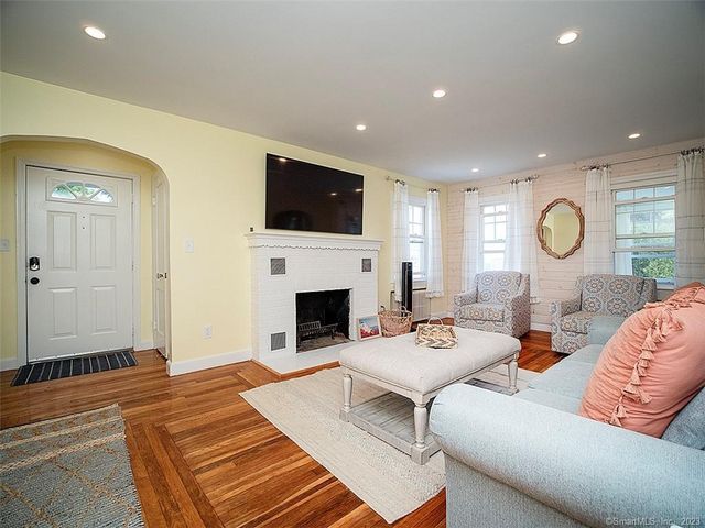 30 Seaview Avenue, West Haven, CT 06516