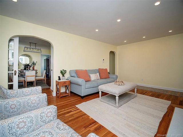 30 Seaview Avenue, West Haven, CT 06516